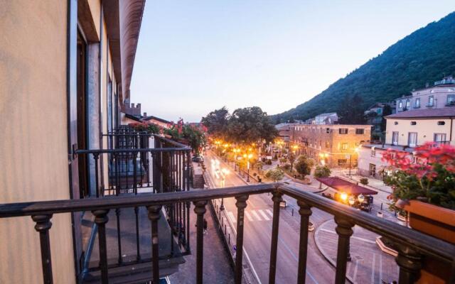 Roccamonfina Palace Hotel