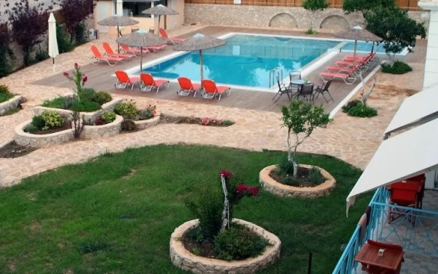 Apartments Avra