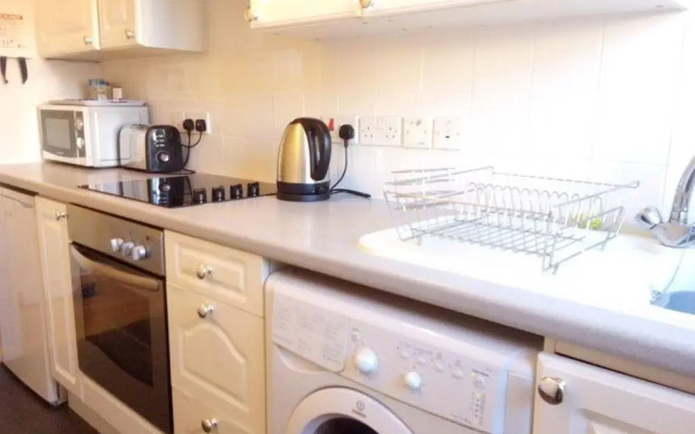 Edinburgh Palace Apartment
