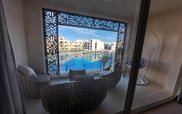 MCJ Luxury 2 Bedrooms Apartment