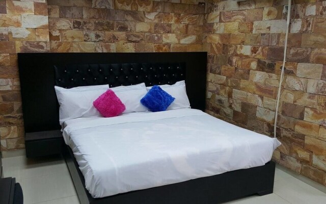 Bar B Q Zone Inn Bahria Town