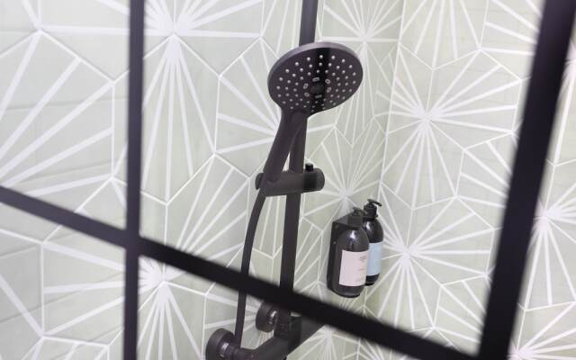 29 Queen Street Aparthotel