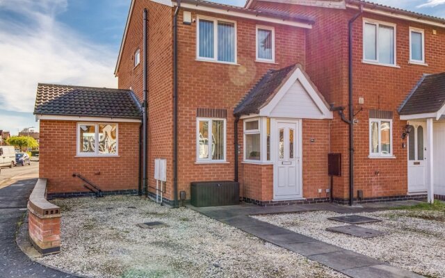 Cosy Holiday Home in Leicester Near National Space Centre