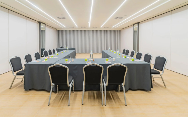 Melia Castelo Branco