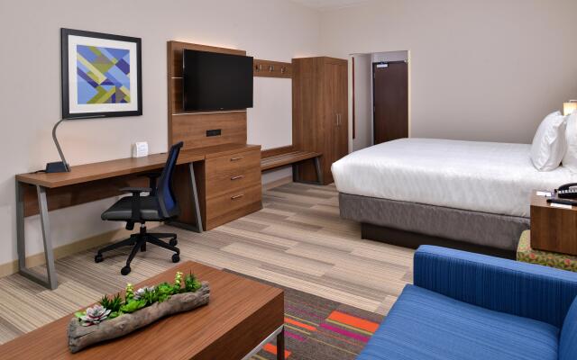 Holiday Inn Express & Suites Alachua - Gainesville Area, an IHG Hotel