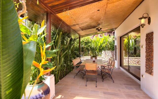 Baan Buaa - 3 Bedroom Beach Side Villa