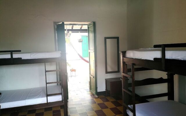 Green Door Hostal San Gil - Hostel