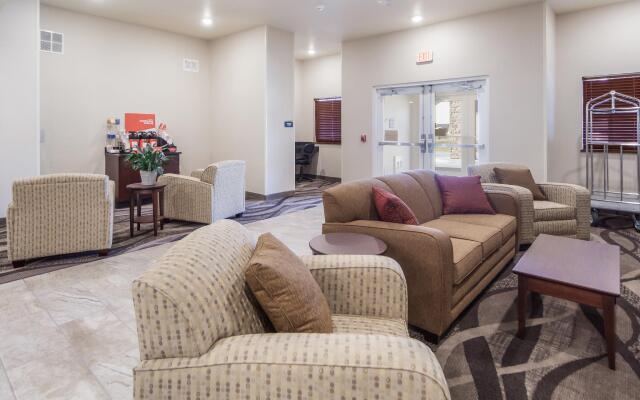 Cobblestone Hotel & Suites - Lamar