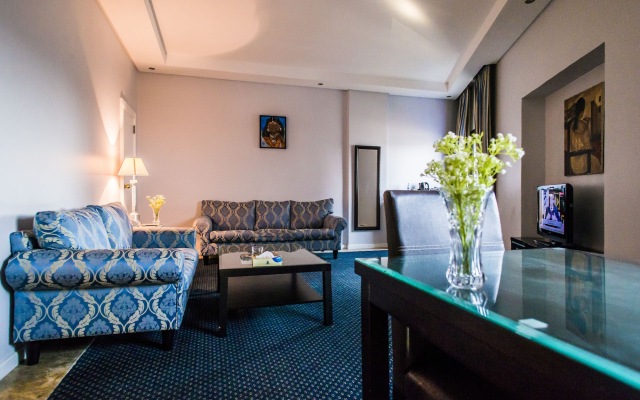 Al Bustan Hotel