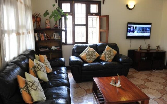 African Roots Entebbe