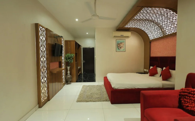 Hotel Grand Sai - Moradabad, Uttar Pradesh