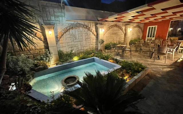 Hotel Flisvos