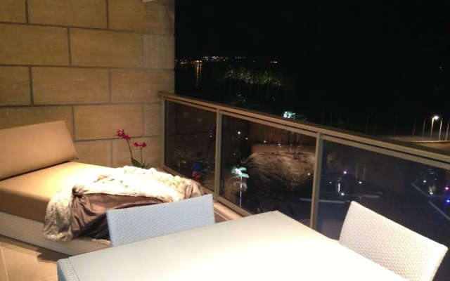 Cannes Luxury Apartment Croisette