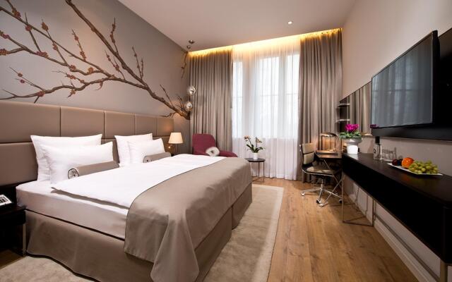 Crowne Plaza Berlin - Potsdamer Platz, an IHG Hotel