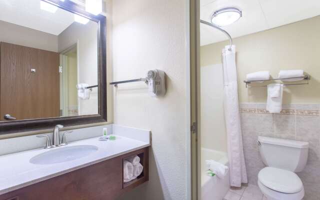 AmericInn by Wyndham Sheboygan