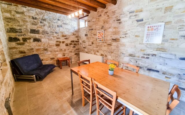 Traditional Village Pool Apartment