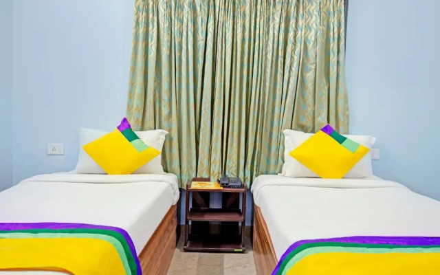 Itsy Hotels Sidhartha Residency