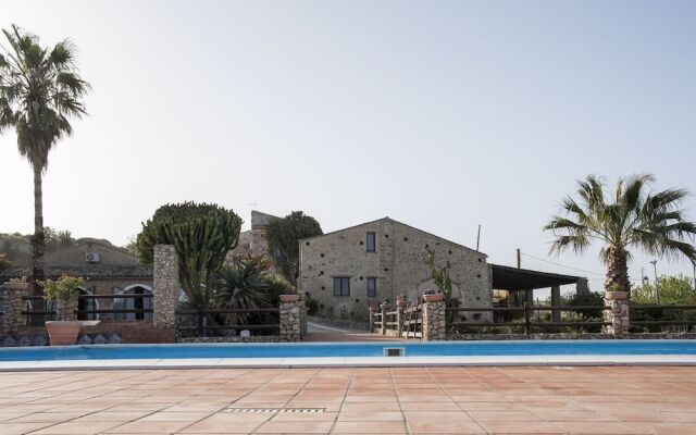 Agriturismo Baglio Làuria