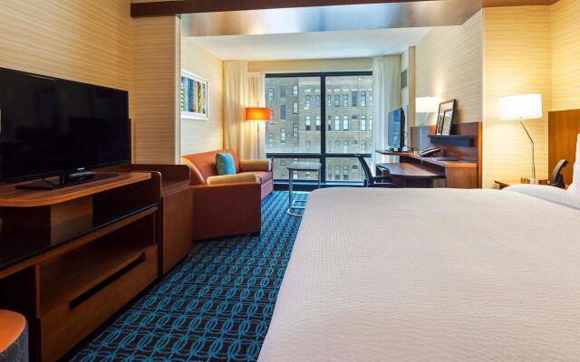 Fairfield Inn & Suites Chicago Downtown/River North