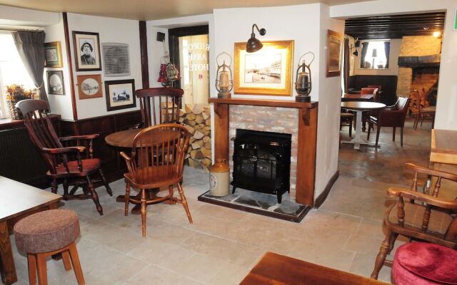 Bridport Arms Hotel