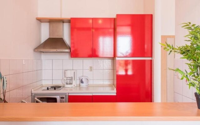 Apartment M