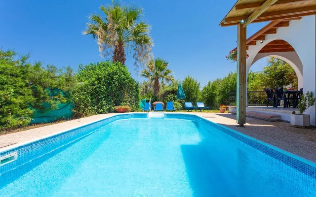 Villa Aristotelis in Argaka