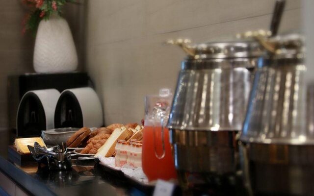 Gimpo Assem Hotel