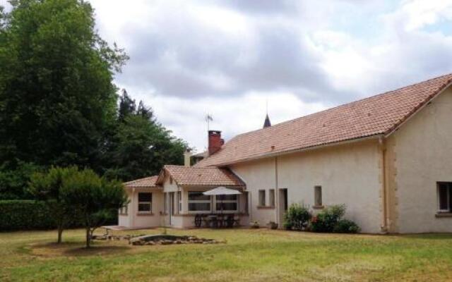 Gite Pouydesseaux, 5 pièces, 6 personnes - FR-1-360-20