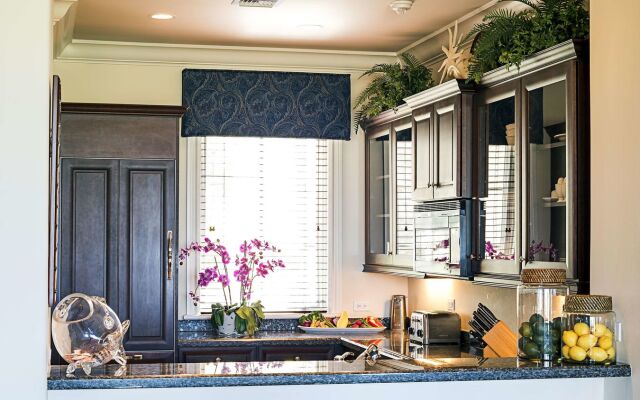 Grand Isle Resort & Residences