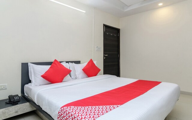 OYO 27601 Zaika Orchid Apartments