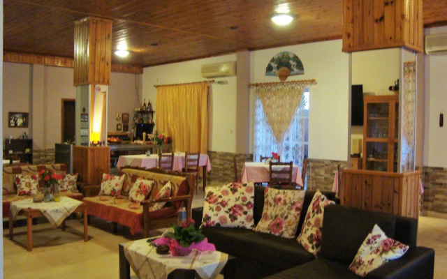 Athina Rooms