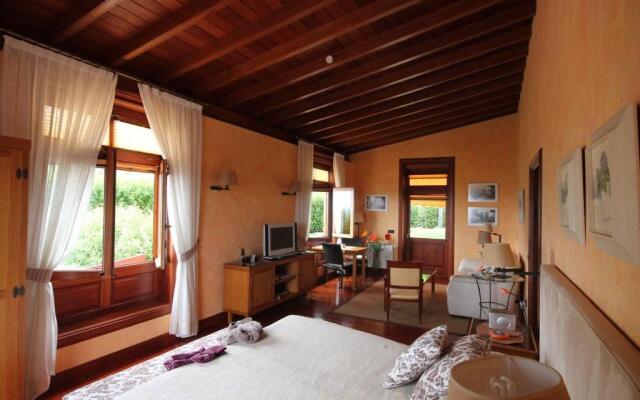 Lujoso apartamento en Finca Robles 1
