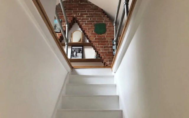 Sunnyview 5-bed House in Kingsbridge With Parking