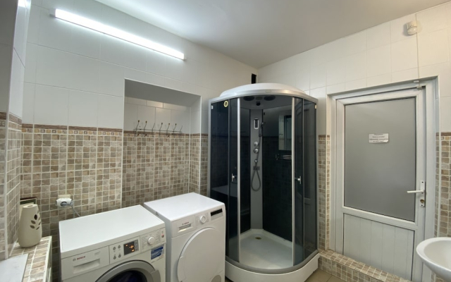 Port House Home Mini Hotel