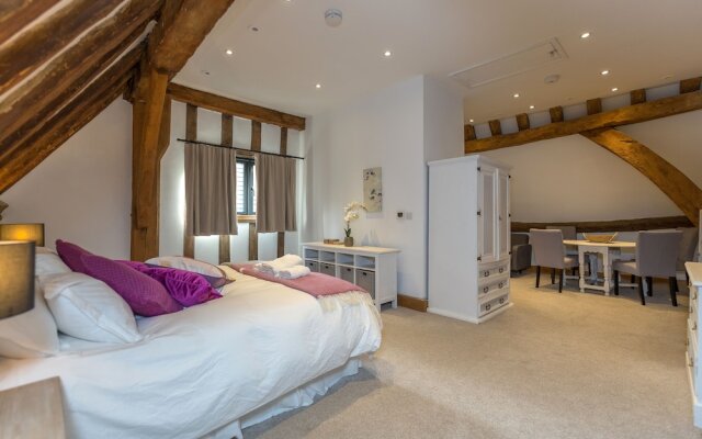 The Tithe Barn