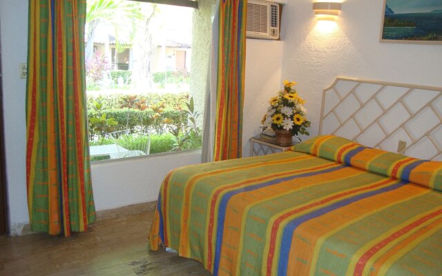 Sands Acapulco Hotel & Bungalows