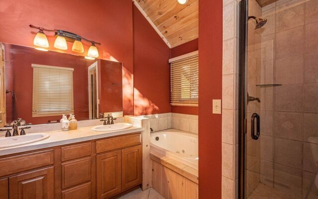 Glass Mountain Lodge