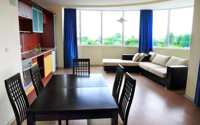 Favorit Aparthotel
