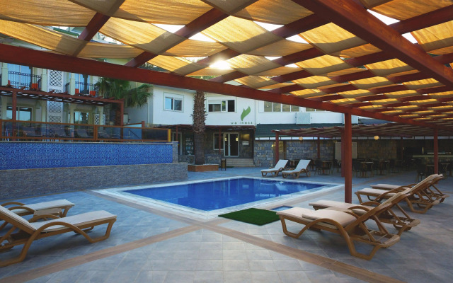 Green Forest Holiday Village