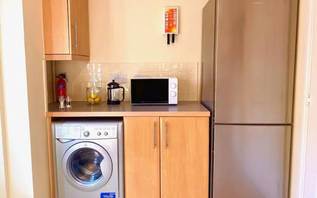 Aylesbury Contractor & Staycation Home