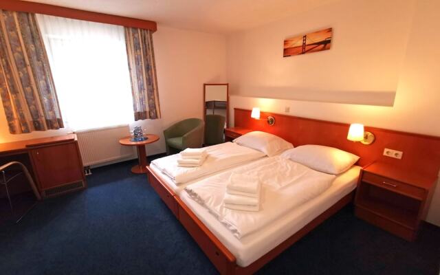 A8 Hotel im Darchinger Hof, Bed & Breakfast