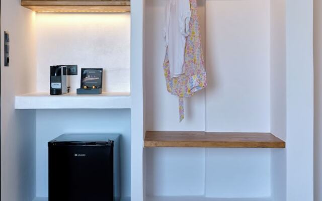 Paros Five Senses
