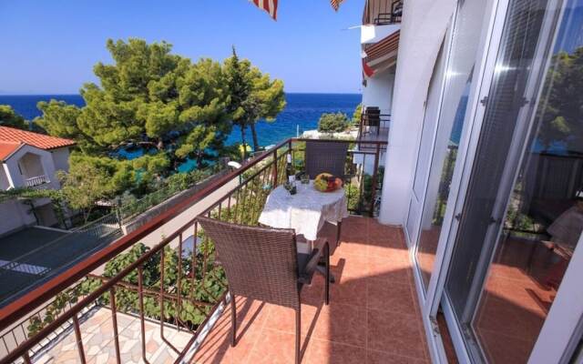 Ruz - Near Beach - 3 - SA 101