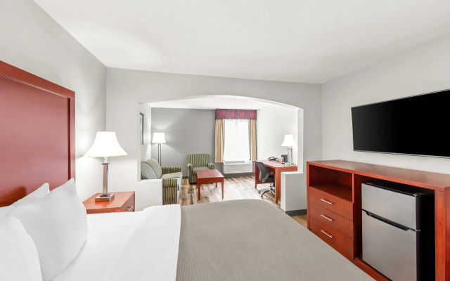Quality Inn & Suites Richburg I-77