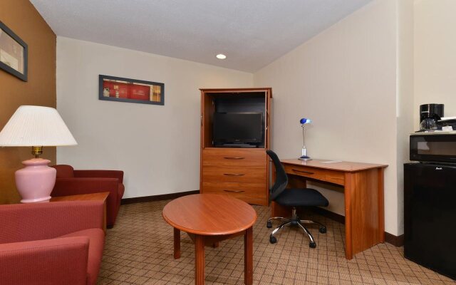 Americas Best Value Inn and Suites Lexington Park