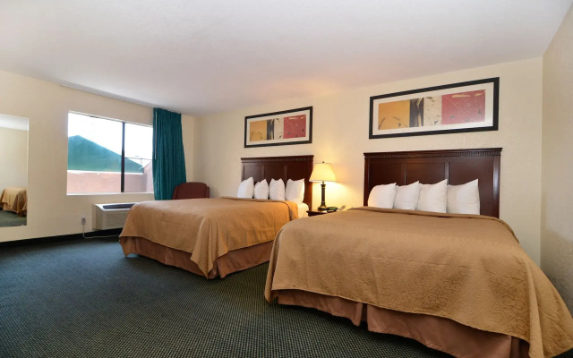 Quality Inn San Diego I-5 Naval Base