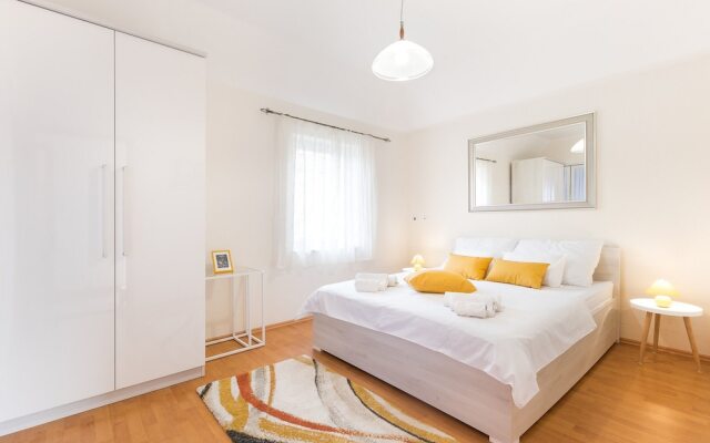 Apartments Lotea