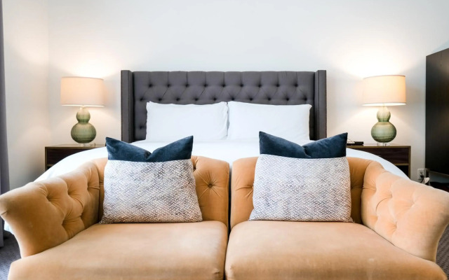 Hotel Ella