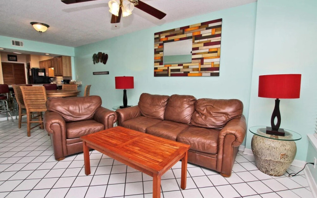 Boardwalk 586 by Youngs Suncoast