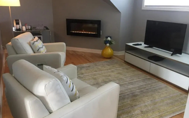 Lantern Hill & Hollow